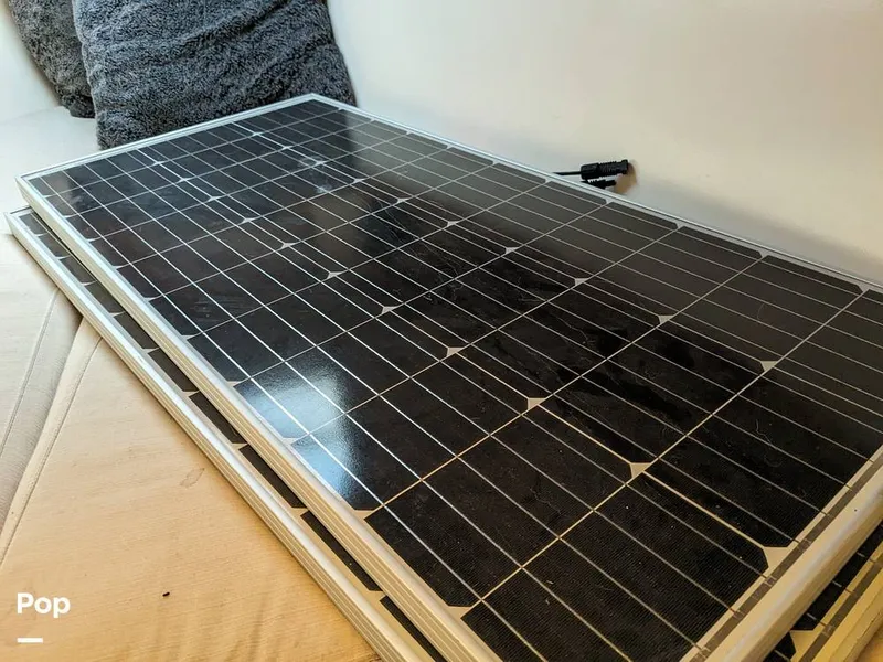 Slide: The Image of Carver Santa Cruz 2667 Cabin Cruiser 1982 - 13855718