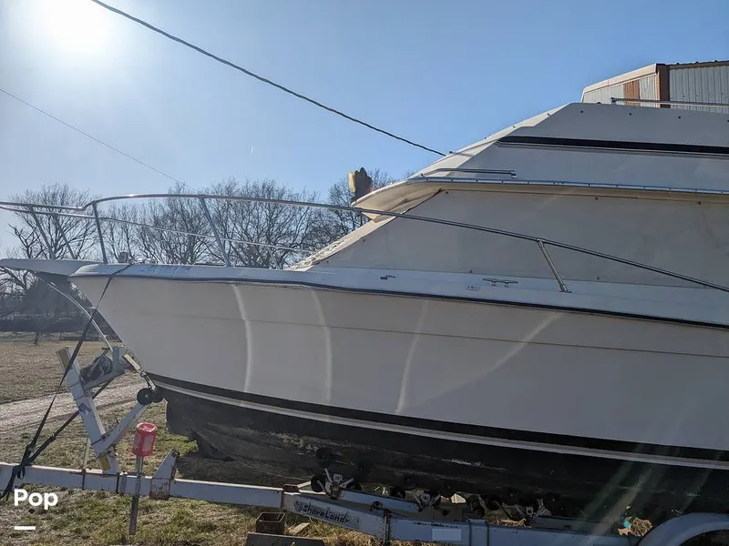 Slide: The Image of Carver Yachts Santa Cruz 2667 Cabin Cruiser 1982 - 13855693