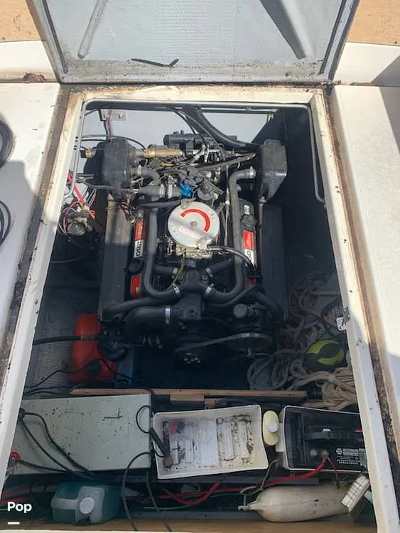 Slide: The Image of Carver Yachts Santa Cruz 2667 Cabin Cruiser 1982 - 15271091