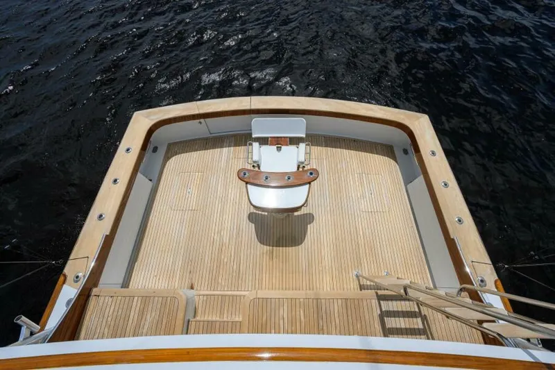 Slide: The Image of Cockpit 2004 Merritt 72 Convertible Business Stinks - 5406118