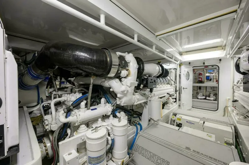 Slide: The Image of Engine Room 2004 Merritt 72 Convertible Business Stinks - 7650852