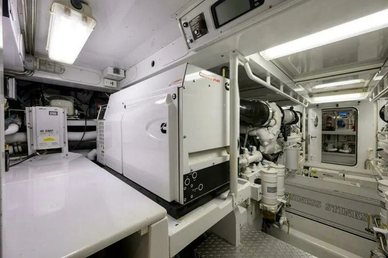 Slide: The Image of Engine Room 2004 Merritt 72 Convertible Business Stinks - 7650846