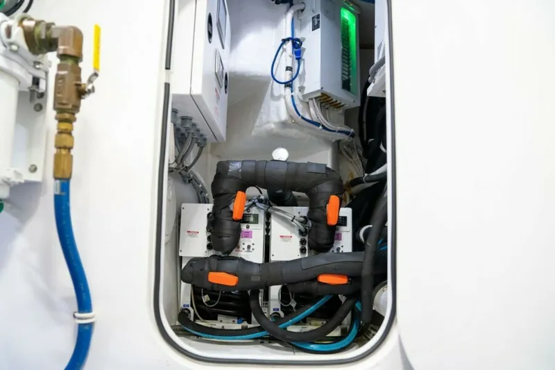 Slide: The Image of 2018 Viking 72 Convertible - Wrapped Up - 5406251