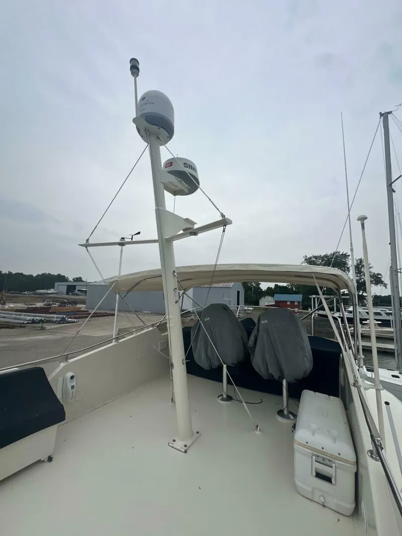 Slide: The Image of Hatteras 61 CPMY 1984 - 5407003