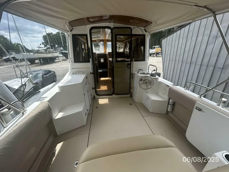 Slide: The Image of 28' Cutwater cockpit forward - 5407982