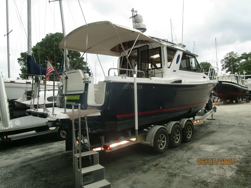 Slide: The Image of 28' Cutwater starboard aft profile - 5408701