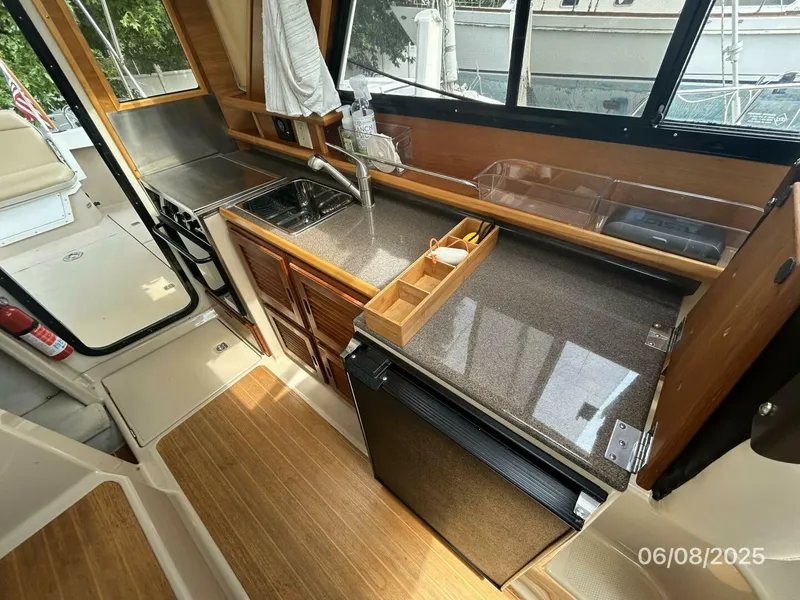 Slide: The Image of 28' Cutwater galley2 - 5407995