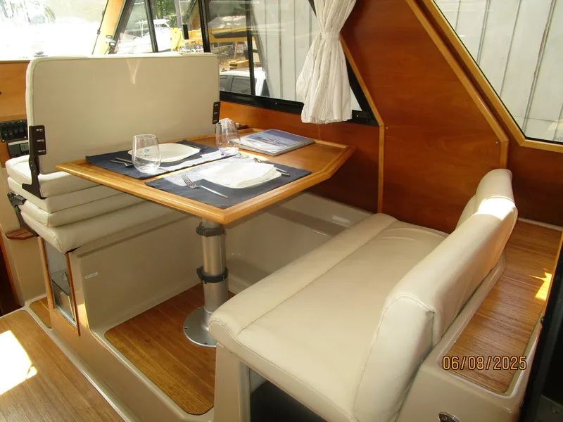 Slide: The Image of 28' Cutwater salon settee3 - 5408695