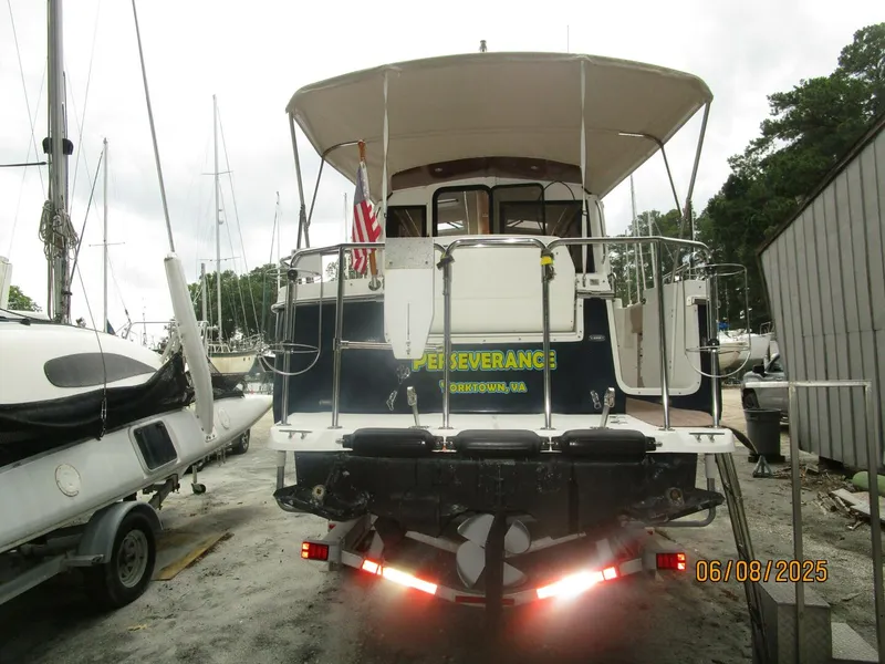 Slide: The Image of 28' Cutwater aft profile - 5407974