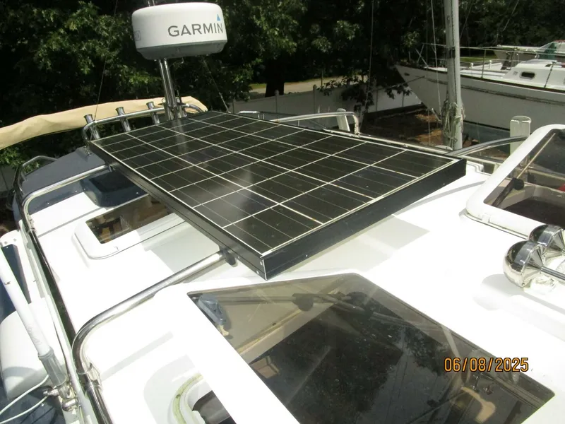 Slide: The Image of 28' Cutwater solar panel - 5408698