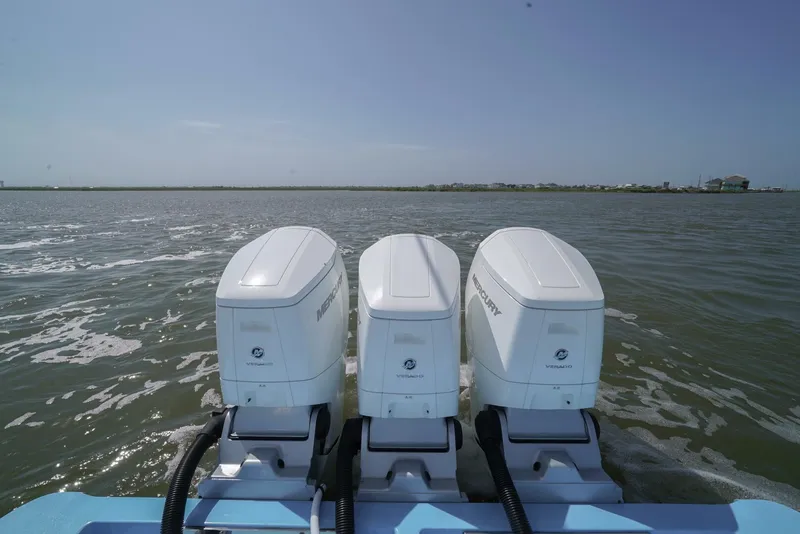 Slide: The Image of 2024 Valhalla Boatworks V46  - 5408322