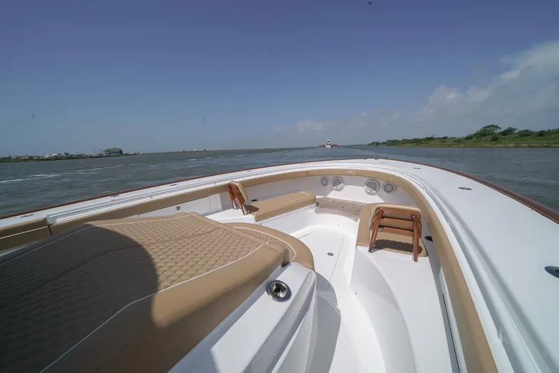 Slide: The Image of 2024 Valhalla Boatworks V46  - 5408324