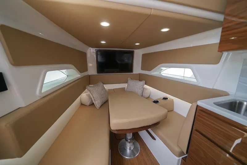 Slide: The Image of 2024 Valhalla Boatworks V46  - 5408313