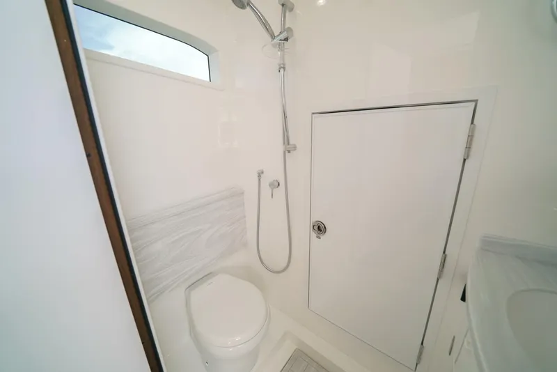 Slide: The Image of 2024 Valhalla Boatworks V46  - 5408316