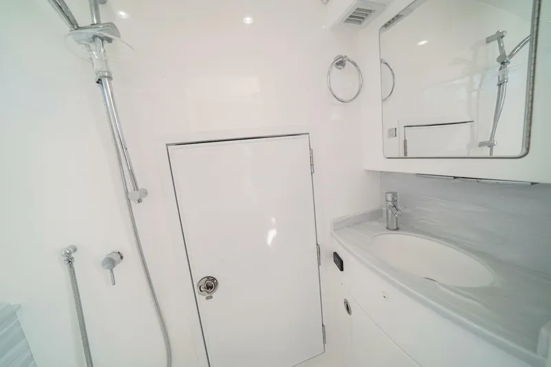 Slide: The Image of 2024 Valhalla Boatworks V46  - 5408317