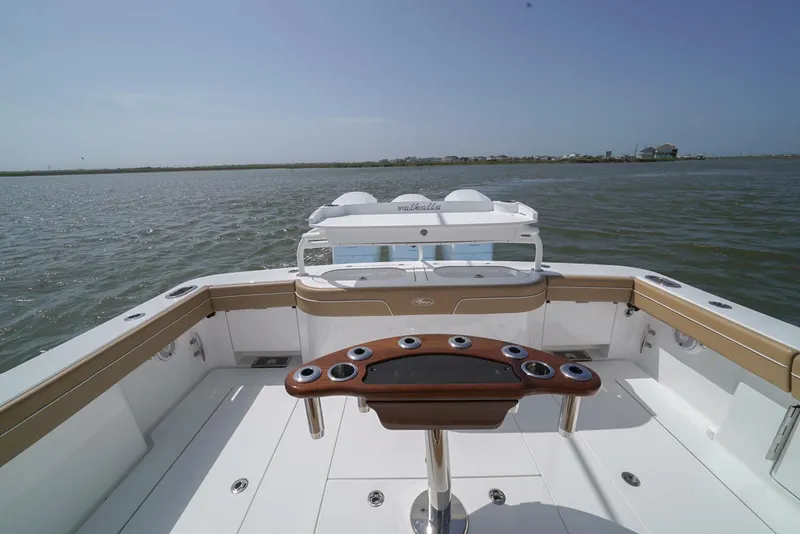 Slide: The Image of 2024 Valhalla Boatworks V46  - 5408320