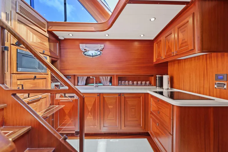 Slide: The Image of Vicem 65 Classic For Sale Galley Facing to Port - 5408841