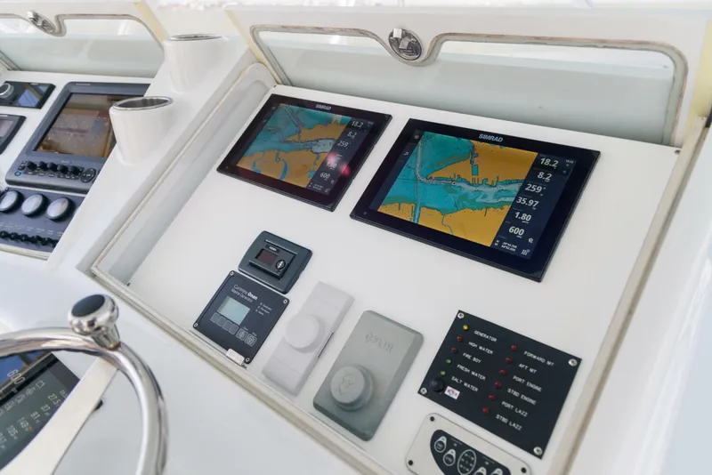 Slide: The Image of 2014 Blackwell 62 Convertible - 5474509