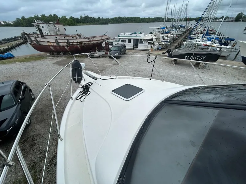 Slide: The Image of Silverton 330 Sport Bridge 2001 - 5410155