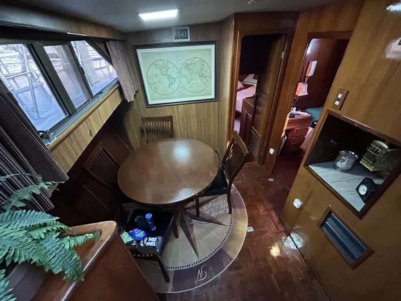 Slide: The Image of Jefferson Marquessa 52 Standard Deckhouse 1988 - 5410193