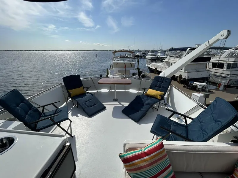 Slide: The Image of Jefferson Marquessa 52 Standard Deckhouse 1988 - 5410210