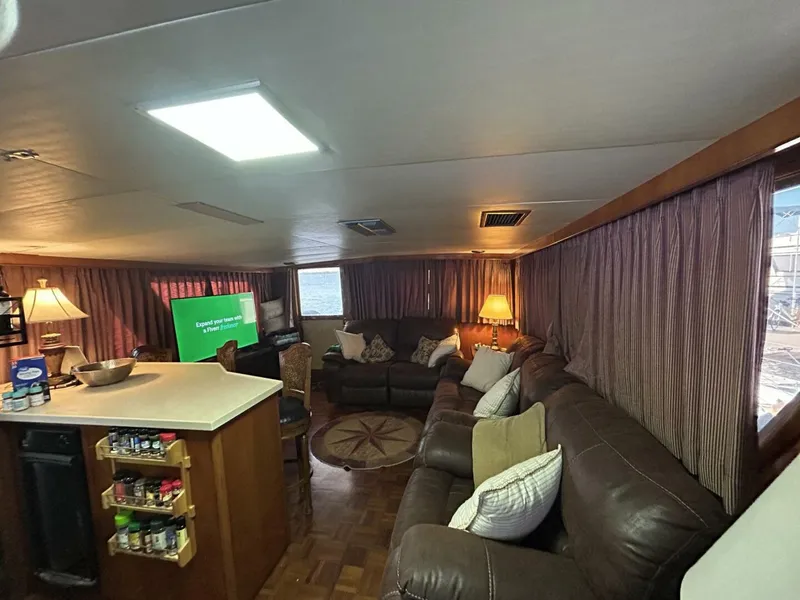 Slide: The Image of Jefferson Marquessa 52 Standard Deckhouse 1988 - 5410182
