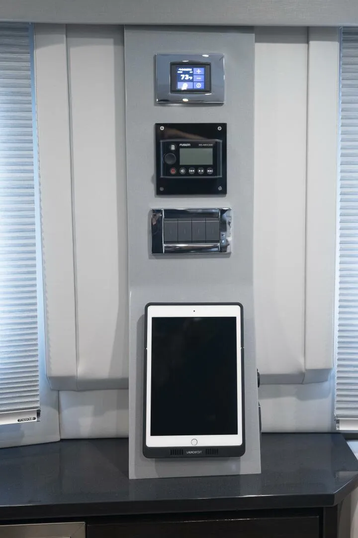 Slide: The Image of Formula 43 2019 - 5410436