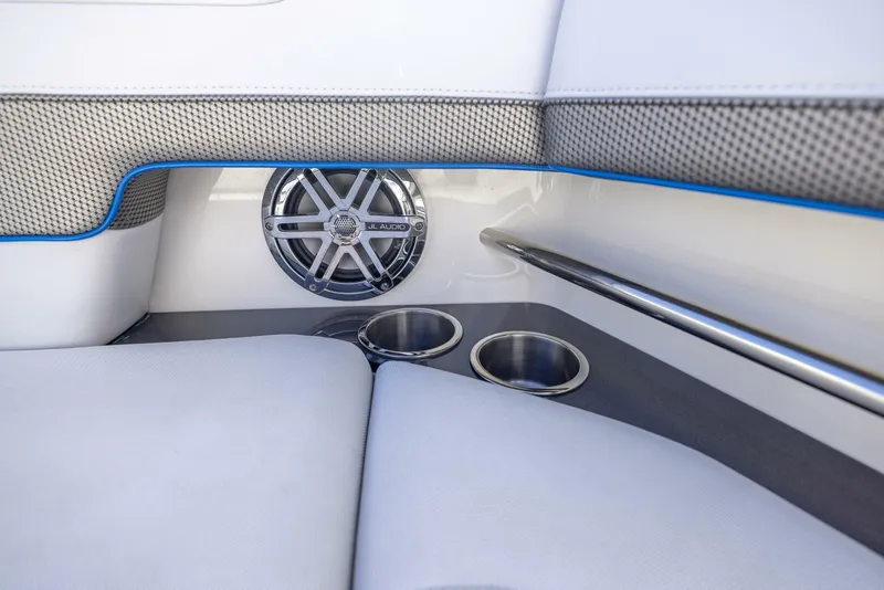 Slide: The Image of Formula 43 2019 - 5410445