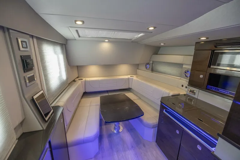 Slide: The Image of Formula 43 2019 - 5410645