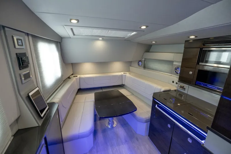 Slide: The Image of Formula 43 2019 - 5410426