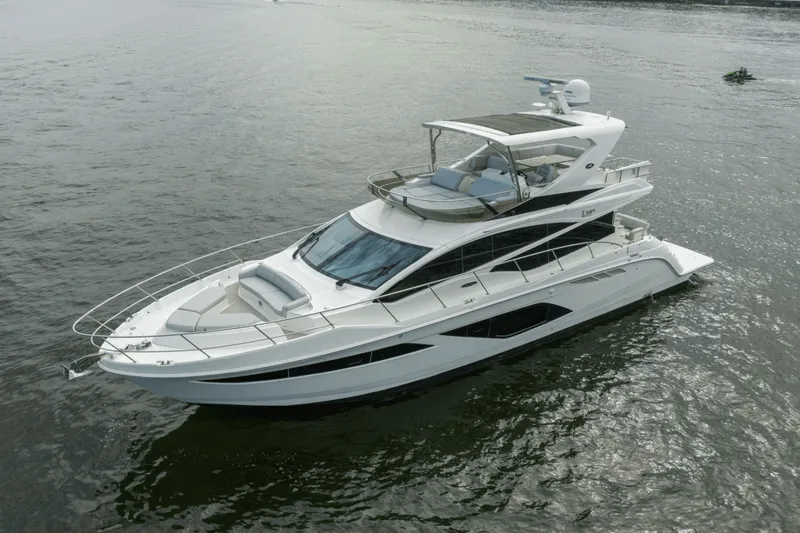 The Image of Sea Ray L550 FLY 2018 - 5410881