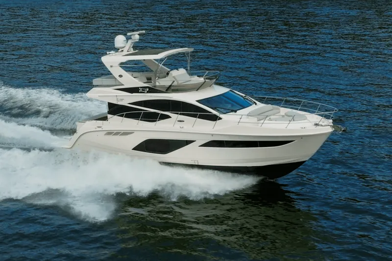Slide: The Image of Sea Ray L550 FLY 2018 - 5410887