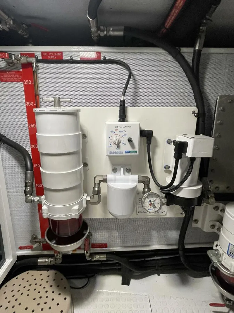 Slide: The Image of ESI fuel polisher - 5411316