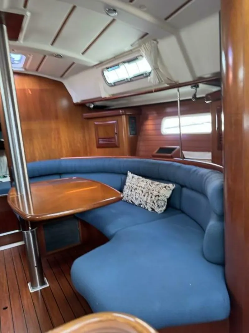 Slide: The Image of Beneteau 361 2001 - 5421084