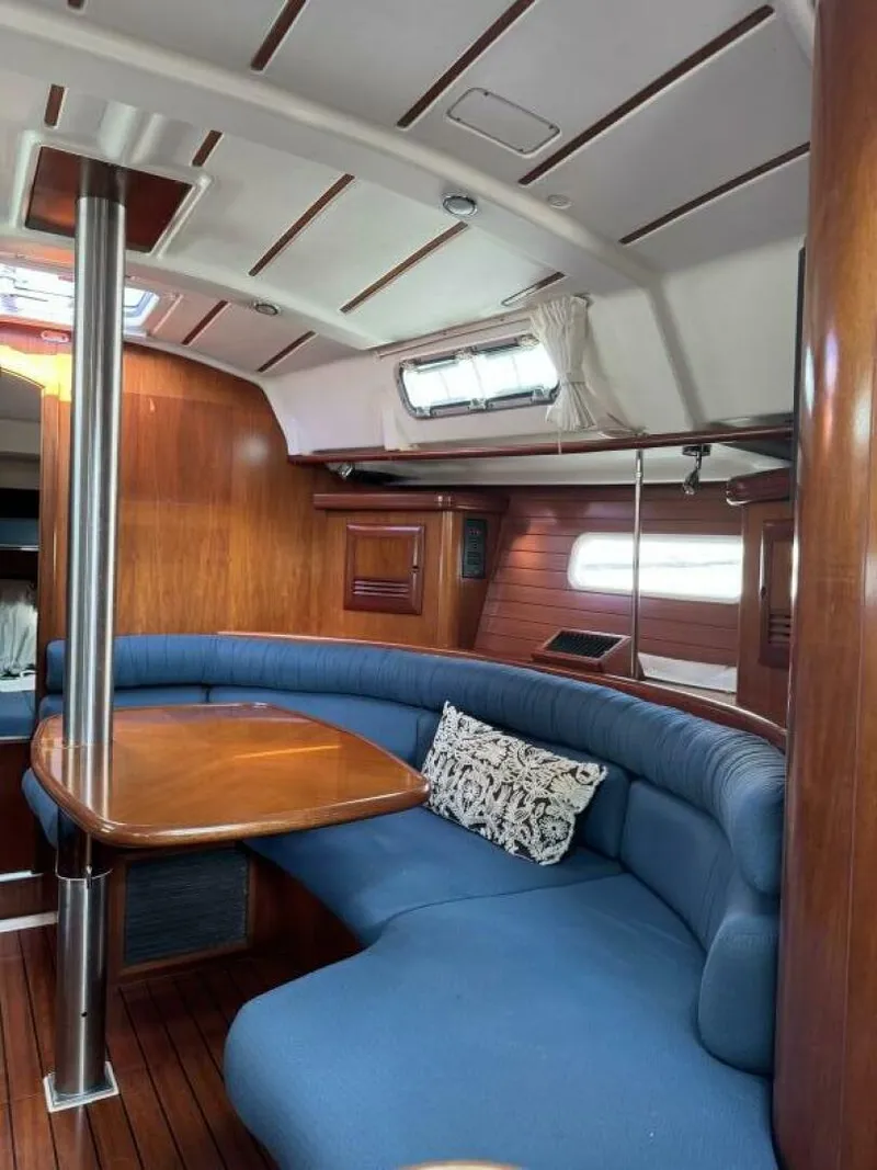 Slide: The Image of Beneteau 361 2001 - 5421085