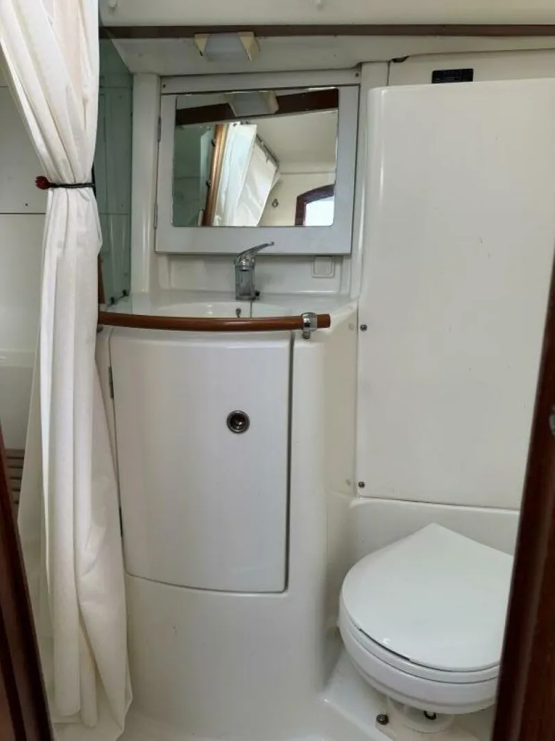 Slide: The Image of Beneteau 361 2001 - 5421086