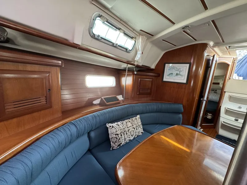 Slide: The Image of Beneteau 361 2001 - 5421092