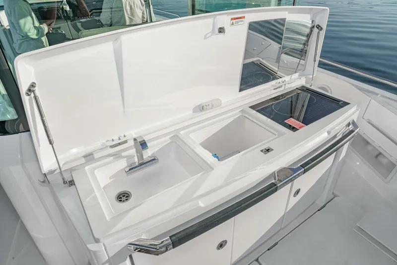 Slide: The Image of Axopar 37 XC Wet Bar 2023 - 5451836