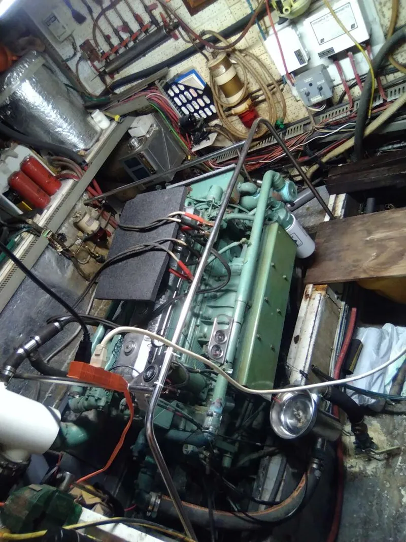 Slide: The Image of 55 ft Sea Ranger  1983 MKII Pilothouse Flybridge Trawler - 5413461