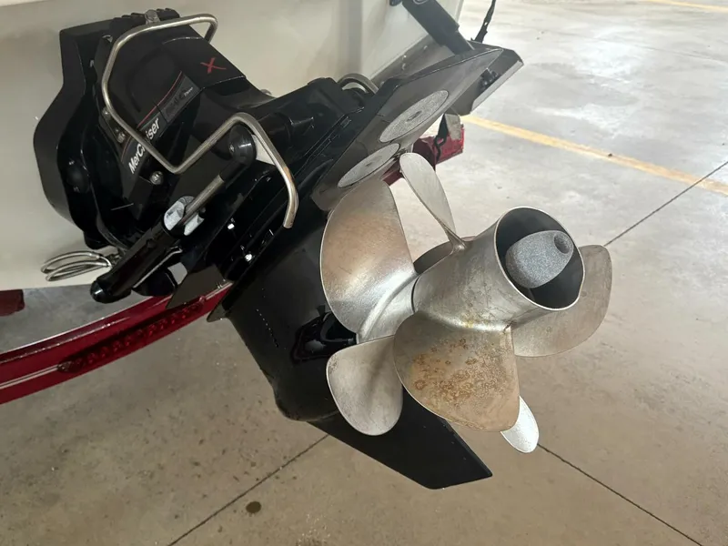 Slide: The Image of Crownline Boats 285 SS 2015 - 5472166