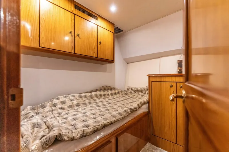 Slide: The Image of Ocean Yachts 57 2006 - 5412998