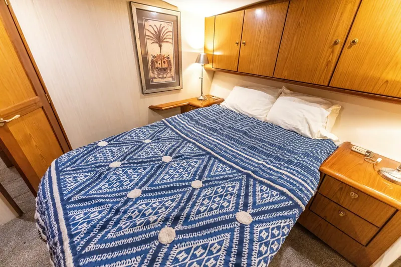 Slide: The Image of Ocean Yachts 57 2006 - 5413003