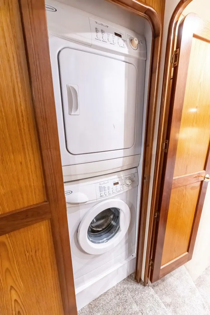 Slide: The Image of Ocean Yachts 57 2006 - 5413009