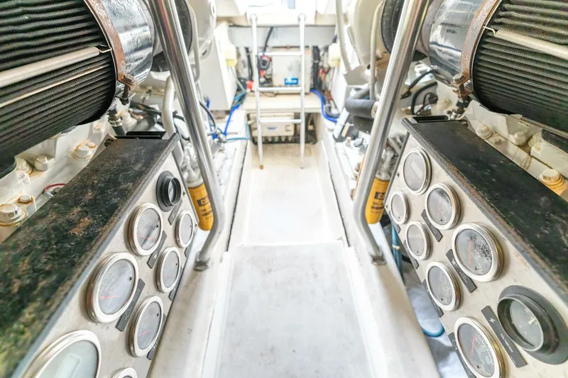 Slide: The Image of Ocean Yachts 57 2006 - 5413020