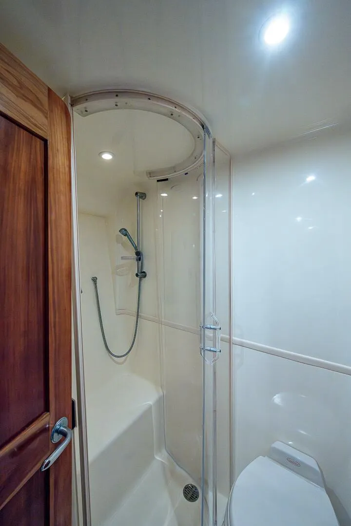 Slide: The Image of Albemarle 41 2005 - 5413765