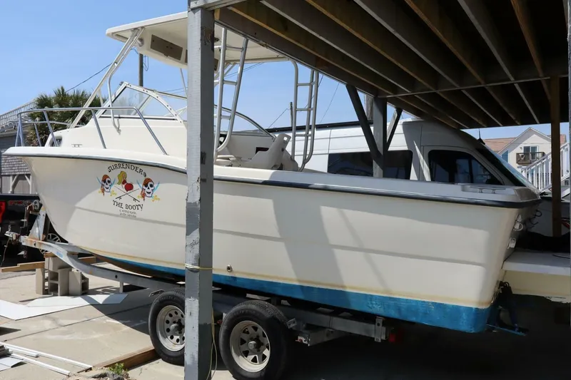 The Image of Sea Boss 235 Walkaround 2005 - 5413813