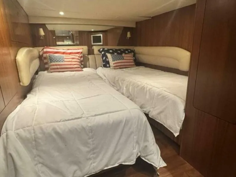 Slide: The Image of Tiara 43 Sovran 2006 - 5415565