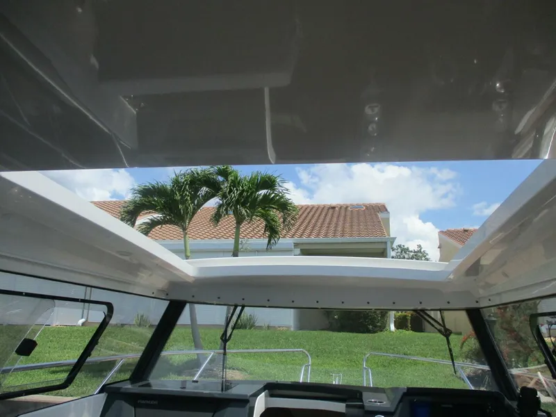 Slide: The Image of Skamander 790 Explorer 2023 - 5421182