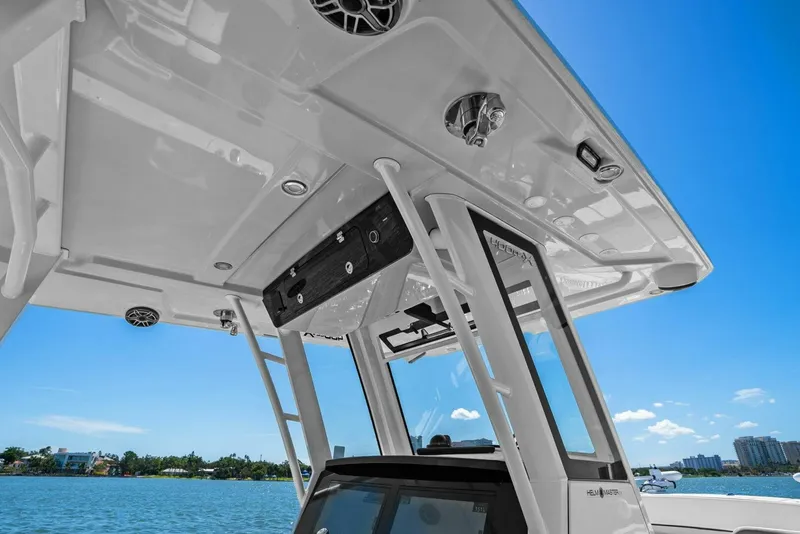 Slide: The Image of 2022 World Cat 400 CC-X - Hardtop - 5510984