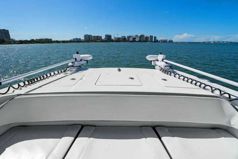 Slide: The Image of 2022 World Cat 400 CC-X - Bow - 5510993